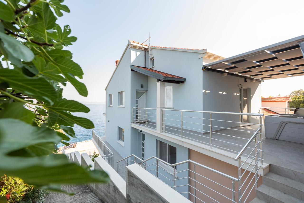 Vila Apartments Marina Blato  外观 照片