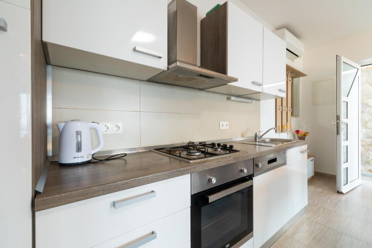 Vila Apartments Marina Blato  外观 照片