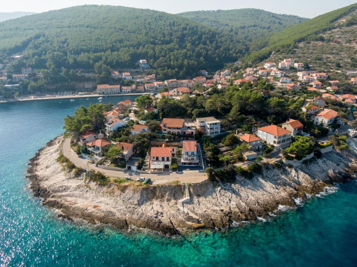 Vila Apartments Marina Blato  外观 照片