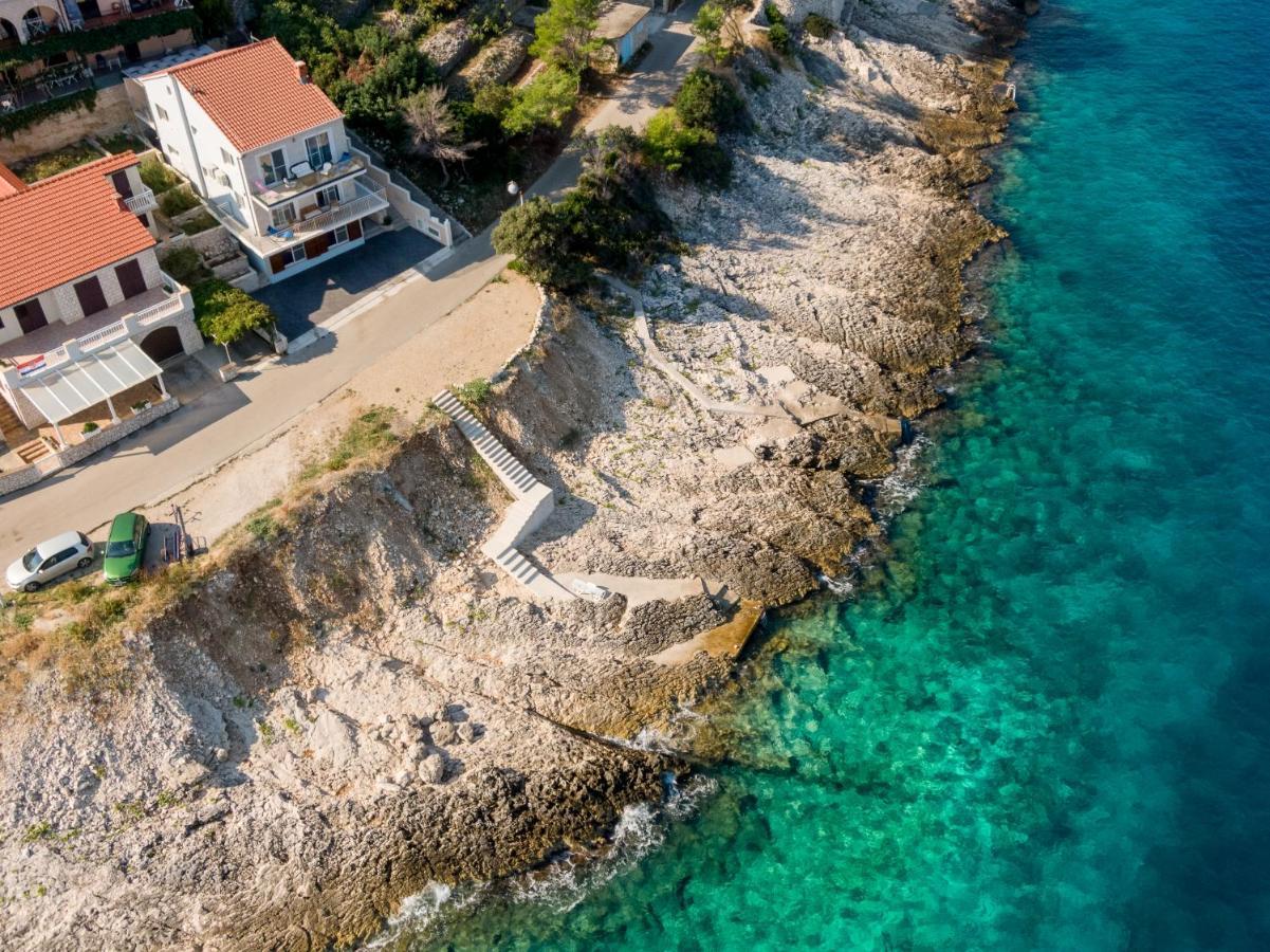 Vila Apartments Marina Blato  外观 照片