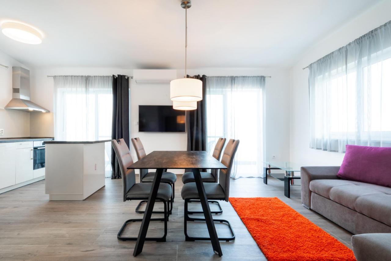 Vila Apartments Marina Blato  外观 照片